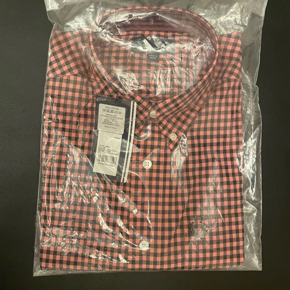 Never worn. Fred Perry long sleeve dress shirt